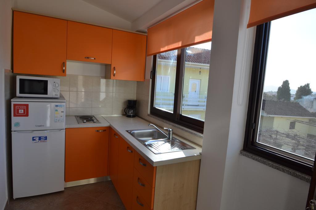 Apartments Kresan Sukošan Buitenkant foto